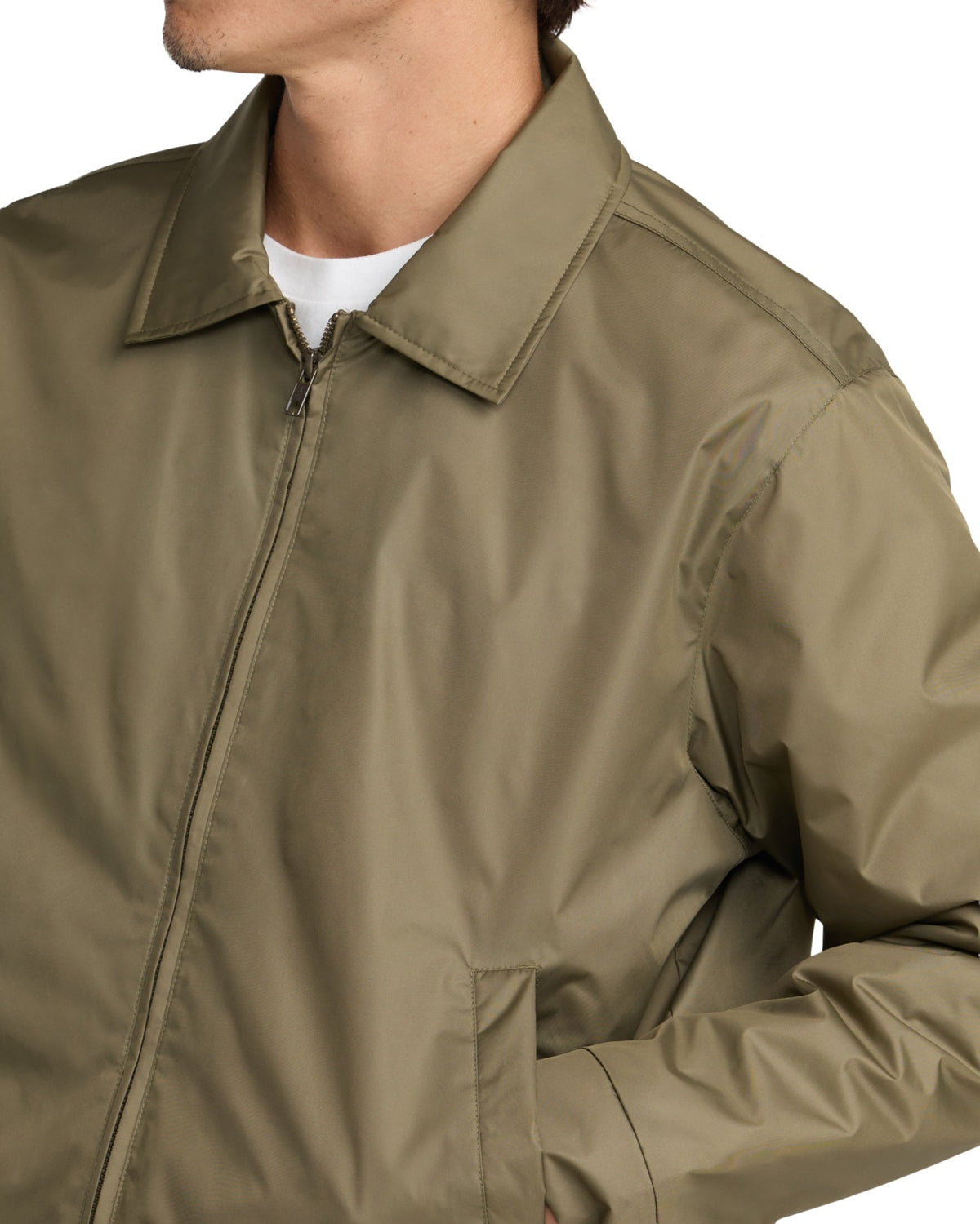 RVCA Dayshift Windbreaker Jacket - Light Olive - detail