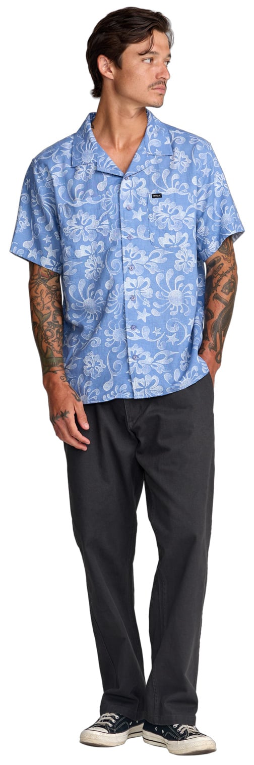 RVCA Alvarez Aloha Men's Short Sleeve Button Down Shirt - Light Blue – alternate view 1