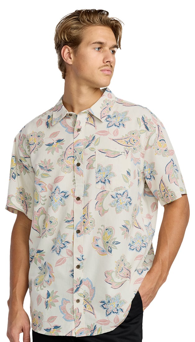 Billabong Sundays SS Button Down Shirt - Sangria