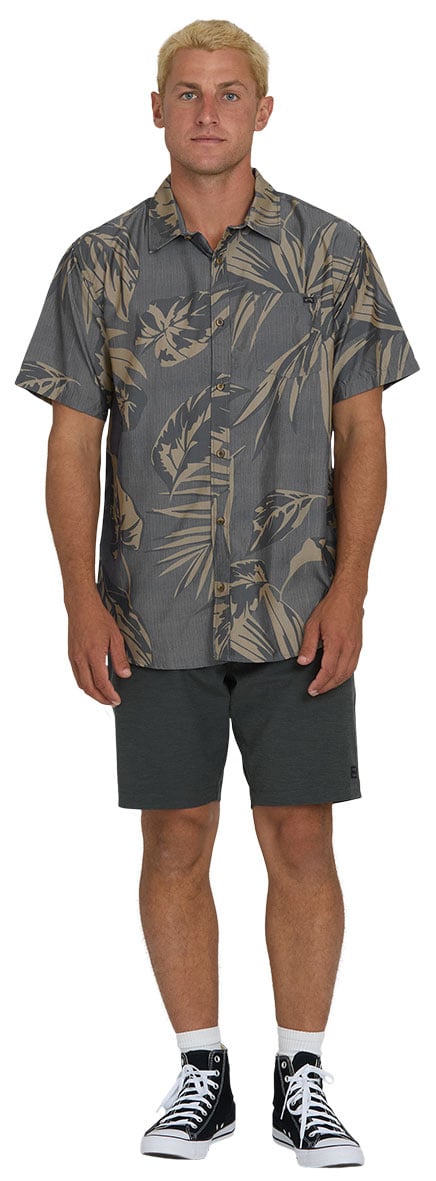 Billabong Sundays Lounge Men's Short Sleeve Button Down Shirt - Black – alternate view 1