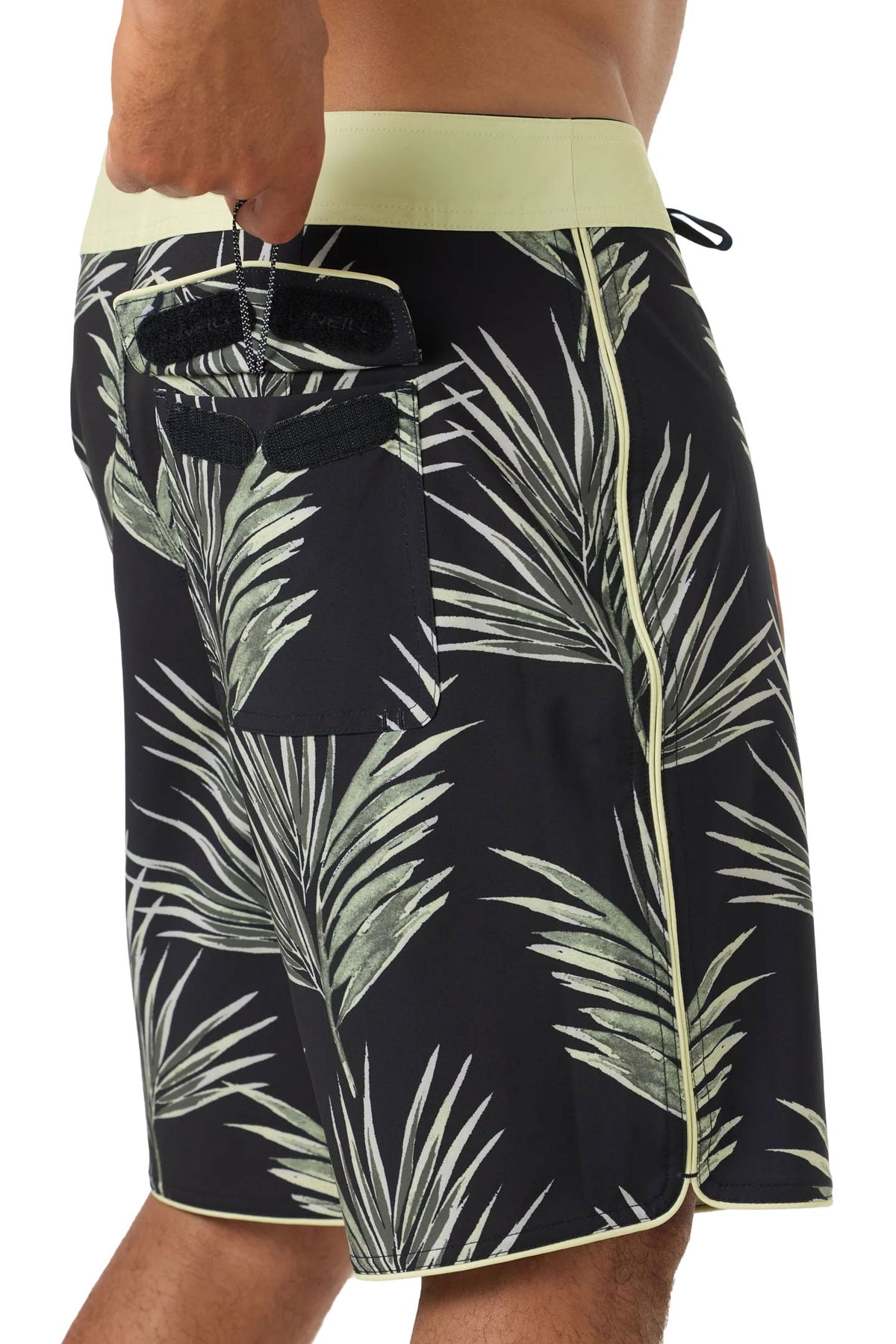 O'Neill Men’s Hyperfreak Mysto Scallop Boardshorts - 19" Performance Stretch Swim Trunks, Citron Green/Black – alternate view 1