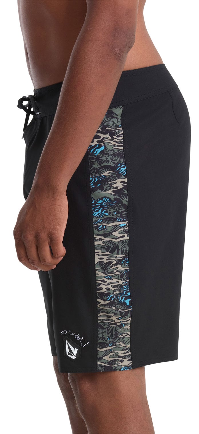 Volcom Parillo Mod 21" Men's Boardshorts - Black – alternate view 1