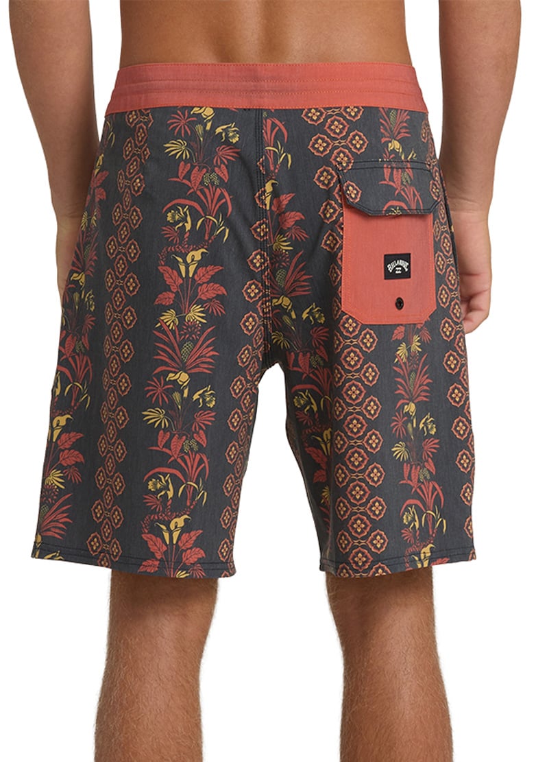 Billabong Sundays Low Tide 17.5" Boardshorts - Black – back view