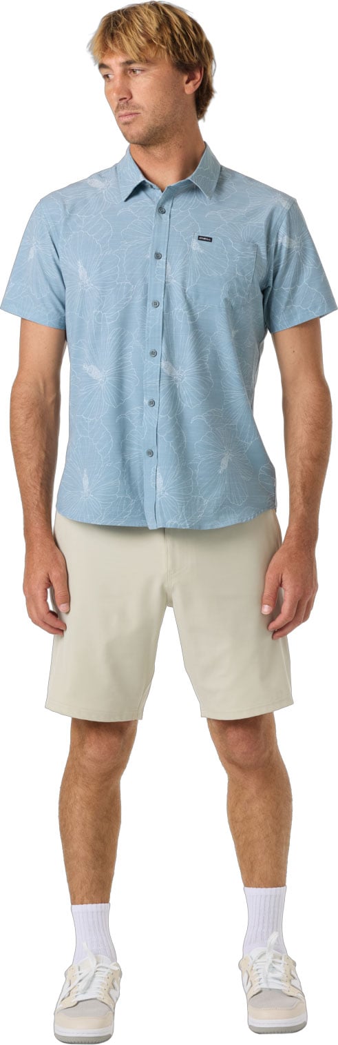 O'Neill Men's Reserve Light Check 19" Hybrid Shorts - Khaki 2 – alternate view 1