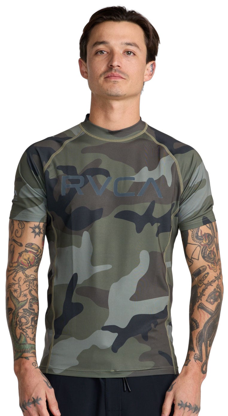 RVCA Men's Short Sleeve Rash Guard - Camo