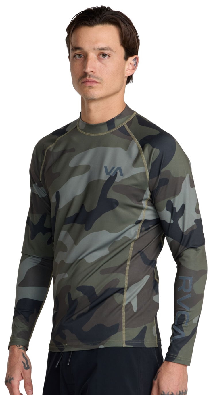 RVCA Men's Long Sleeve Rash Guard - Camo – alternate view 1