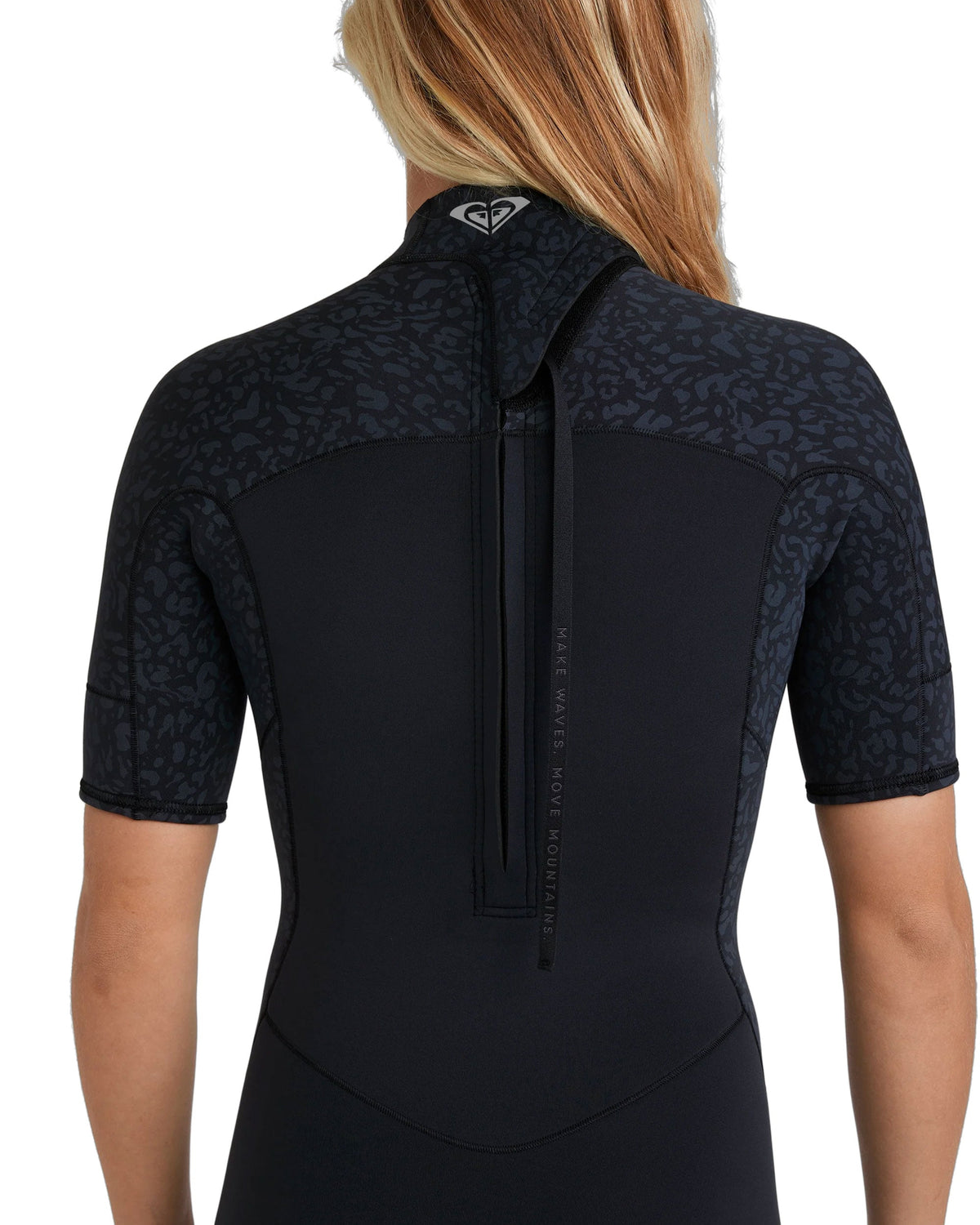 Roxy Women's 2.0 Swell Natural Back Zip Short Sleeve Spring Wetsuit - Animal Print – alternate view 1